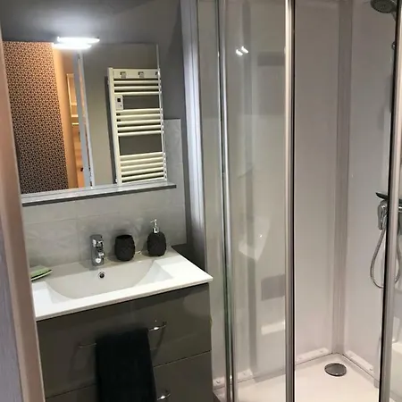 Апартаменты Studio Au Coeur De Гранвиль